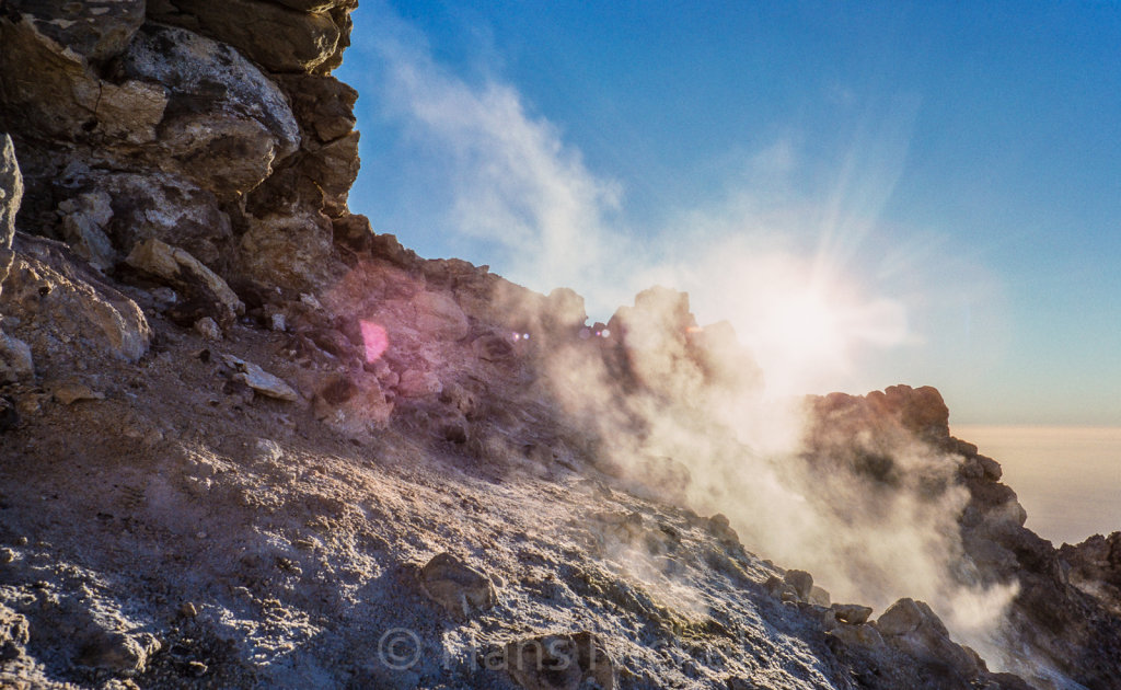 Blick aus dem Kraterinneren des Pico Del Teide